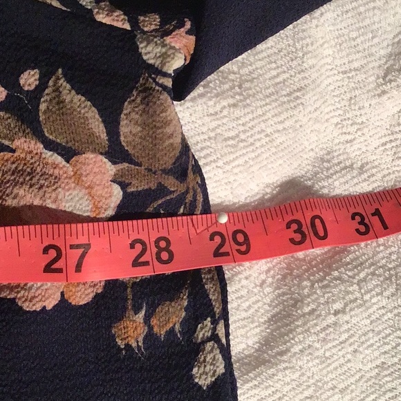 BELLE TWEED plus size blouse - Picture 7 of 9